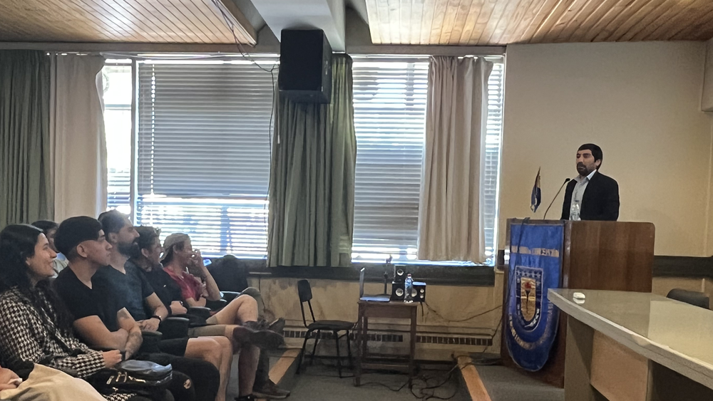 Seremi de Economía dialogó con Grupo RSU sobre opciones laborales en el sector público