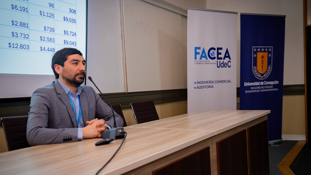 Cuarto seminario del Informe Económico Regional contó con evaluación del Seremi de Economía, Fomento y Turismo, sobre impacto de incendios forestales