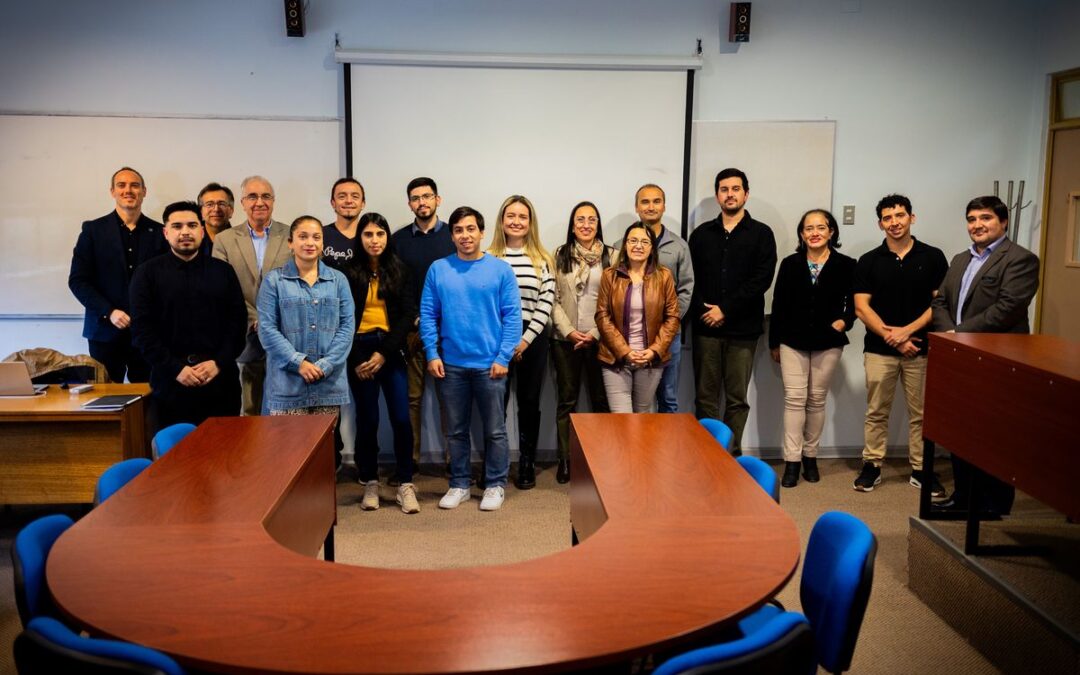 Dr. Manuel Alonso Dos Santos dicta Clase Magistral Inaugural de marketing digital a estudiantes de primer año del MBA UdeC