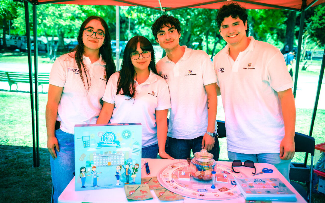 Estudiantes de la Facultad participaron con stand en la Feria de la Niñez organizada por la Vicerrectoría de Vinculación con el Medio