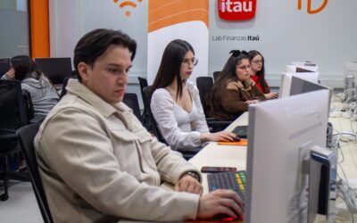 Certificaciones gratuitas en terminales Bloomberg suman tercera generación de estudiantes de la UdeC
